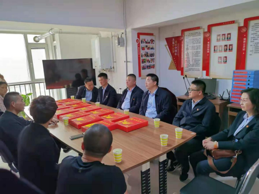 说明: https://cyc.lzre.edu.cn/__local/0/8D/46/06560DECBCBE100EF02F6FA82EE_C0C05047_C14E6.png
