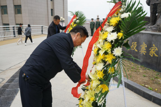 说明: https://cyc.lzre.edu.cn/__local/3/9E/A2/EC319DAF840C9220D3C8CBF533D_41562EE6_B2A57.png